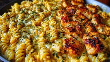 Cheesy Rotini with Garlic Parmesan Chicken Easy Pasta Dinner