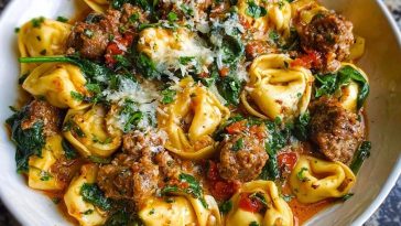 Creamy Garlic Butter Beef Tortellini with Italian Sausage & Spinach