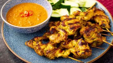 Chicken Satay with Easy Thai Peanut Sauce