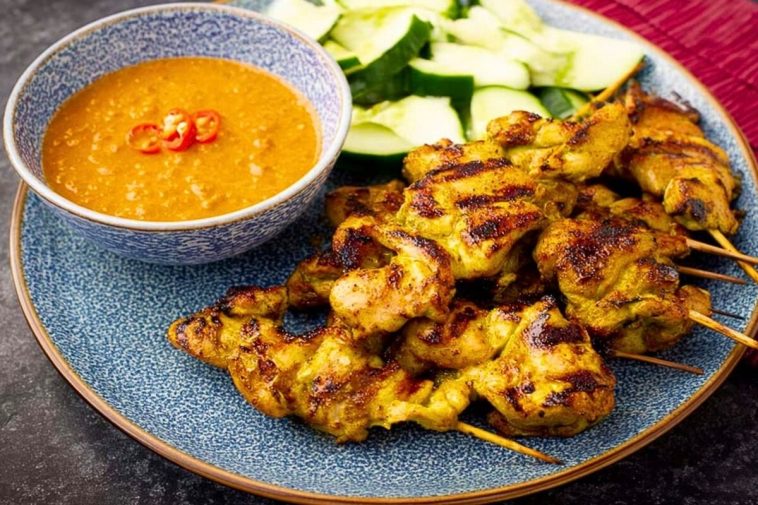 Chicken Satay with Easy Thai Peanut Sauce