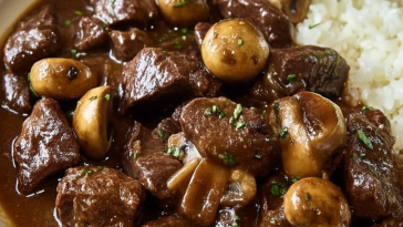Beef Tips with Mushrooms Slow Cooker or Instant Pot