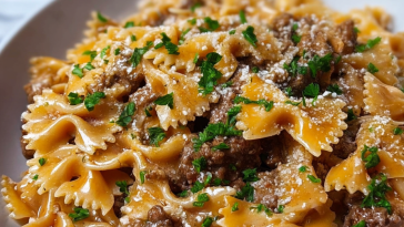 Garlic Butter Beef & Cheesy Bowtie Pasta