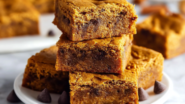 Chewy Pumpkin Blondies with Warm Spices