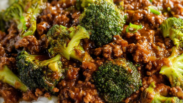 Honey Garlic Ground Beef and Broccoli