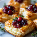 Cranberry Brie Puff Pastry Bites