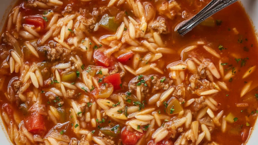 Stuffed Pepper Orzo Soup